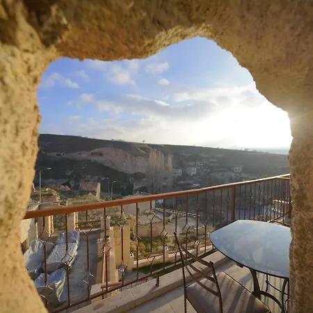 Hotel Fairyland Cave