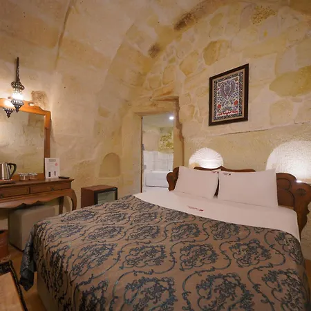 Hotel Fairyland Cave
