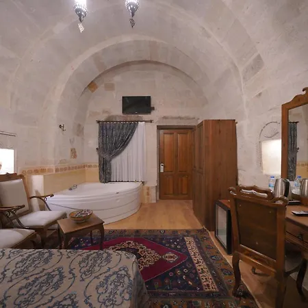 Fairyland Cave Hotel