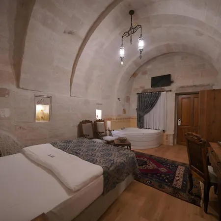 Fairyland Cave Hotel 2*
