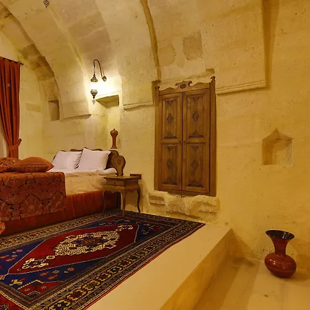 Fairyland Cave Hotell 3*