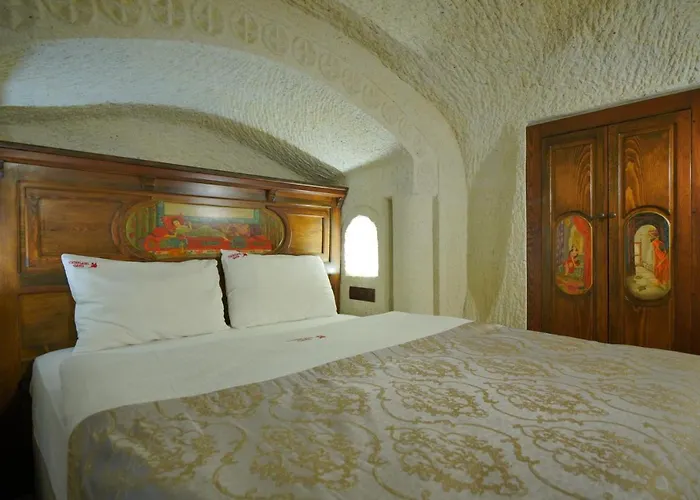 Hotel Fairyland Cave