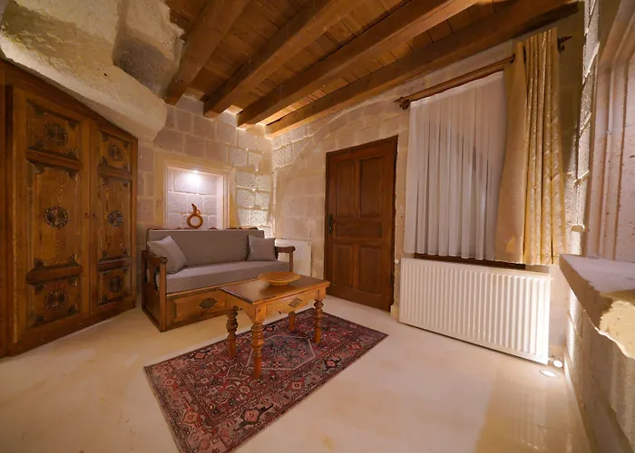 Hotel Fairyland Cave